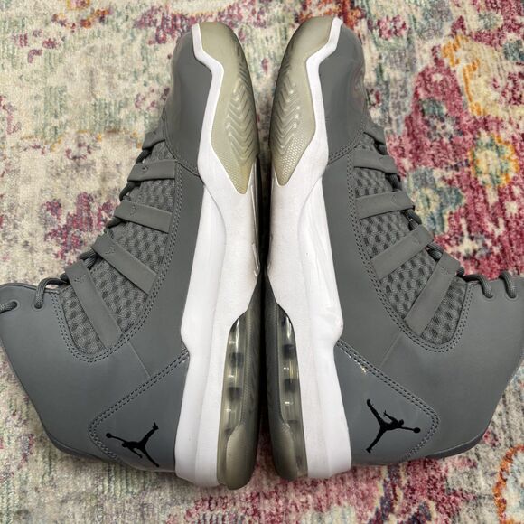 Nike Air Jordan Max Aura Cool Grey - Picture 9 of 12